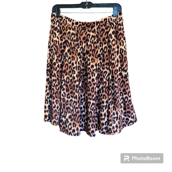 LuLaRoe Women's Leopard Print Elastic Waist Skirt Size Large - Picture 2 of 7